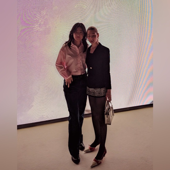 Bundle of three long sleeve bodysuits size medium beige black and white - Picture 9 of 12